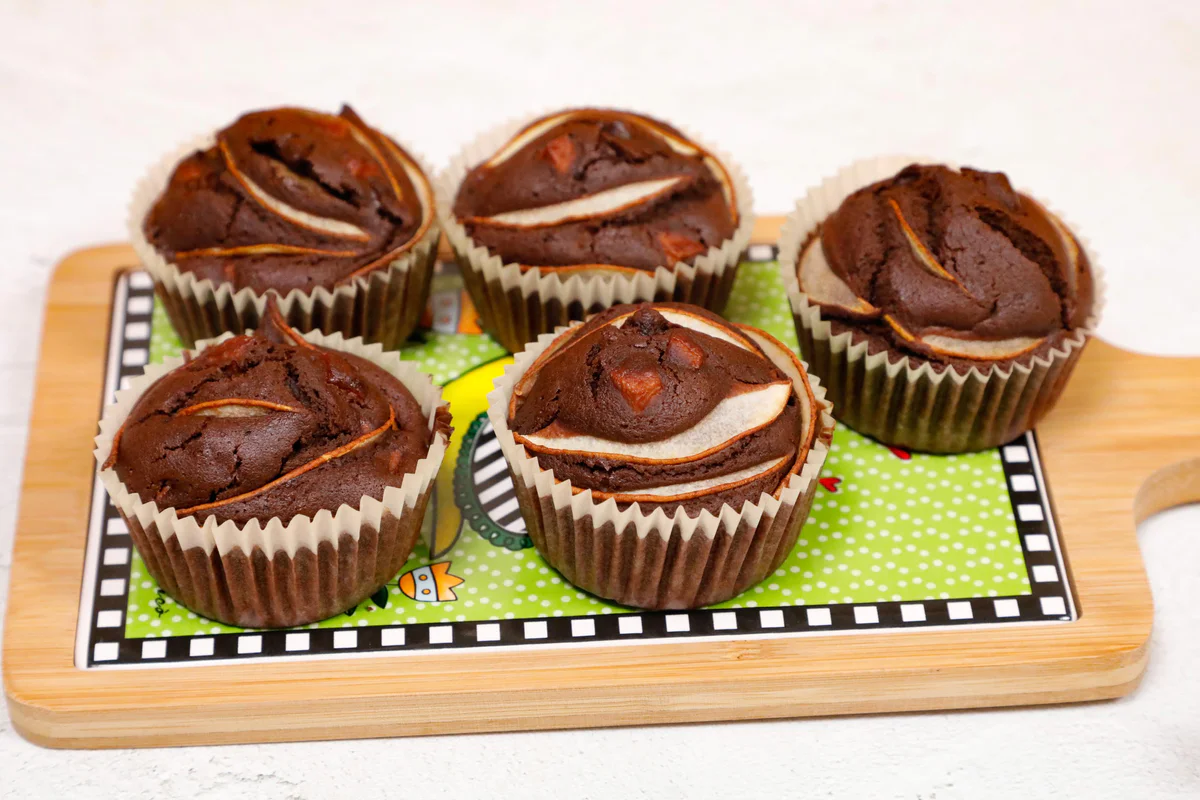 muffin-pere-e-gocce-di-cioccolato