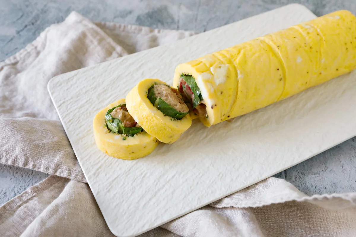 rotolo-di-frittata-tonno-pomodori