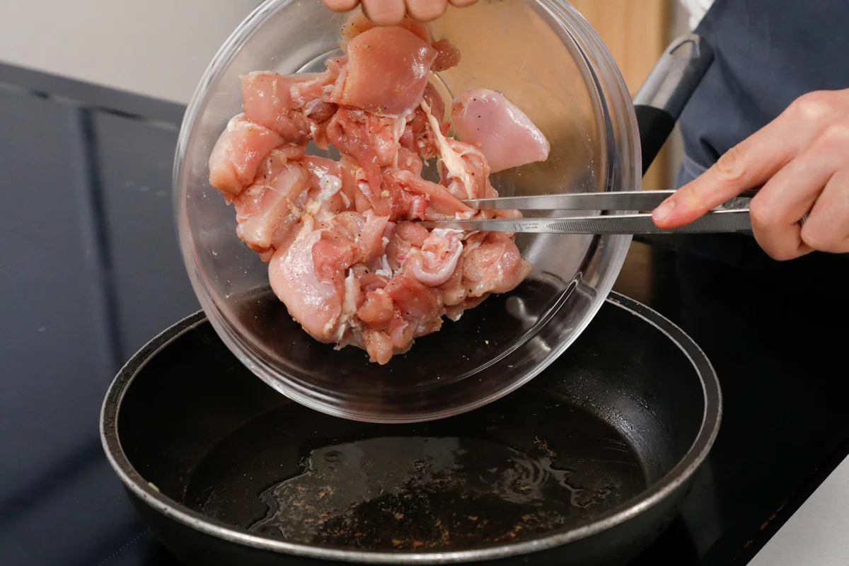 grattugiare lo zenzero