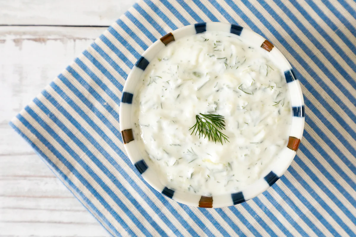 tzatziki-con-aneto 