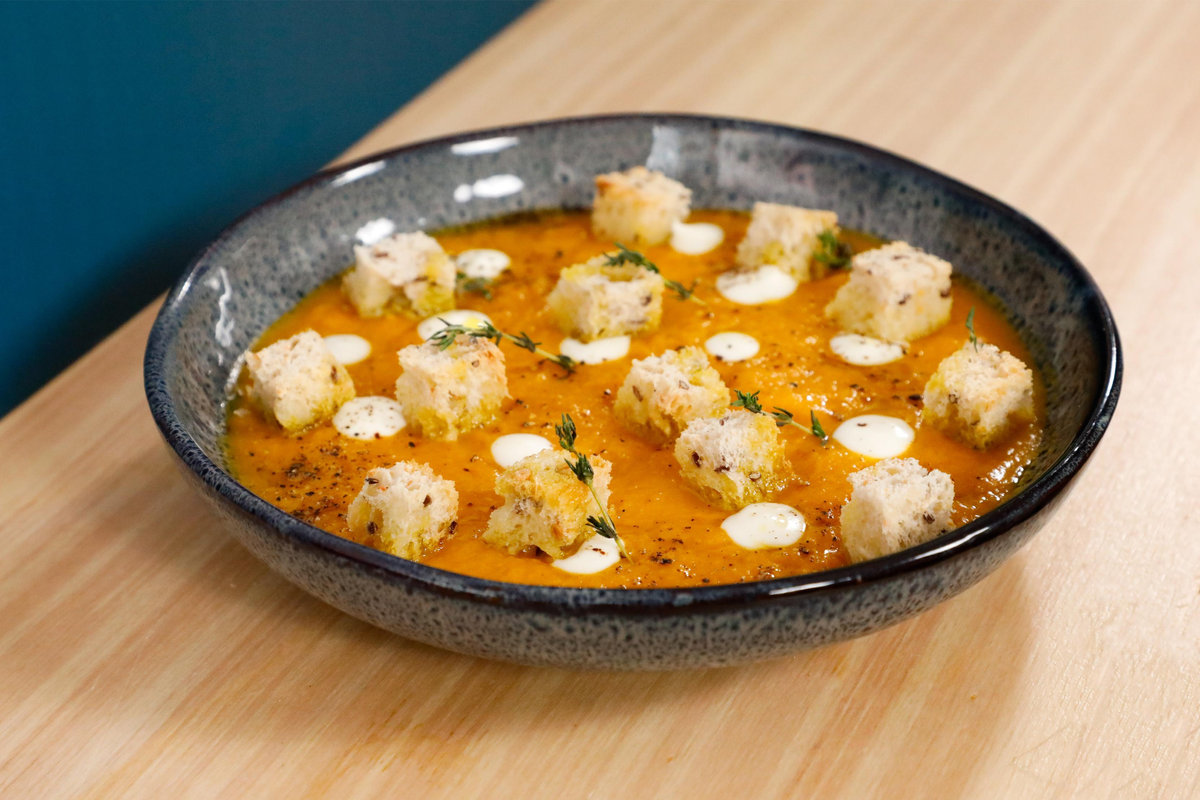 Vellutata di zucca, lenticchie e curcuma