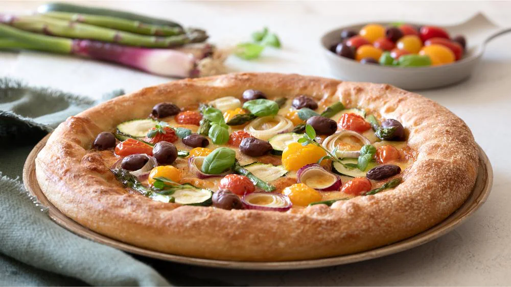 focaccia-con-verdure-provola-olive