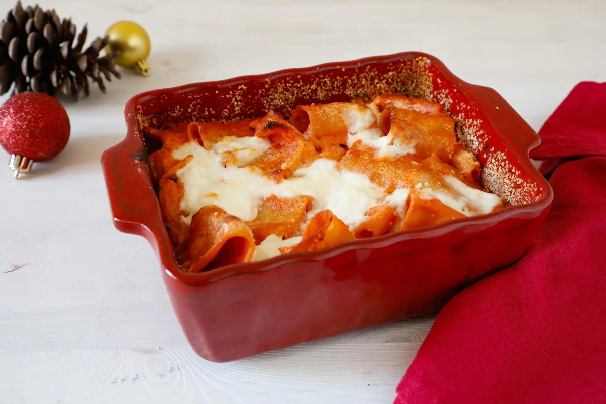 pasta-con-crema-datterini-e-stracciatella