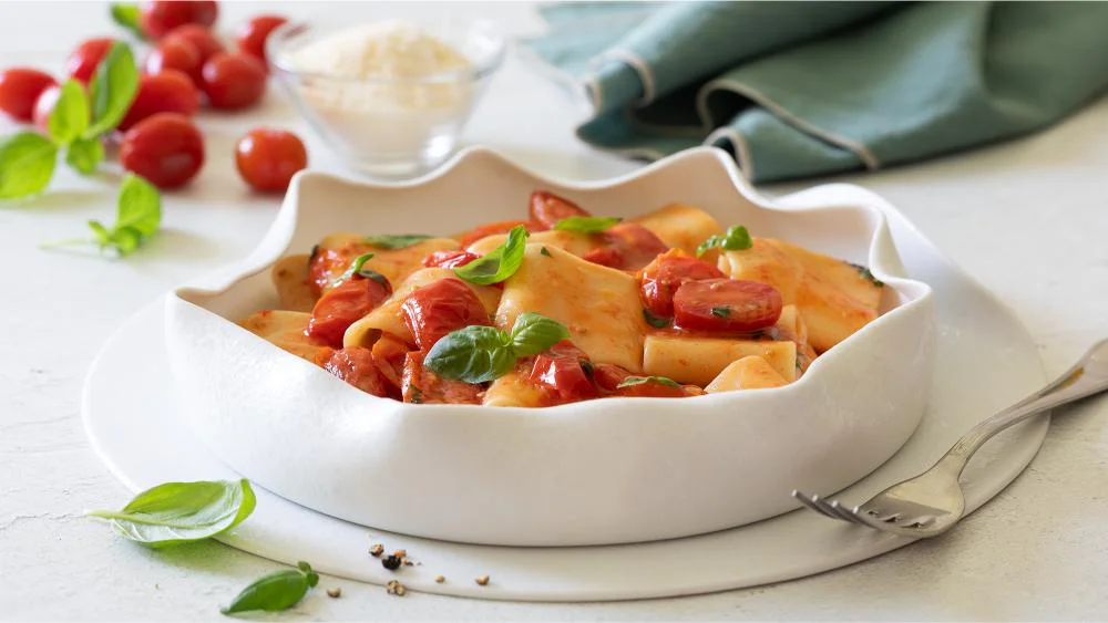 paccheri-al-pomodoro-fresco-basilico