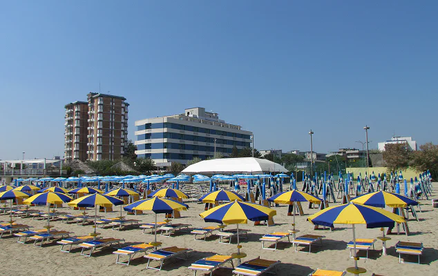 Grand Hotel Azzurra Club 3* 