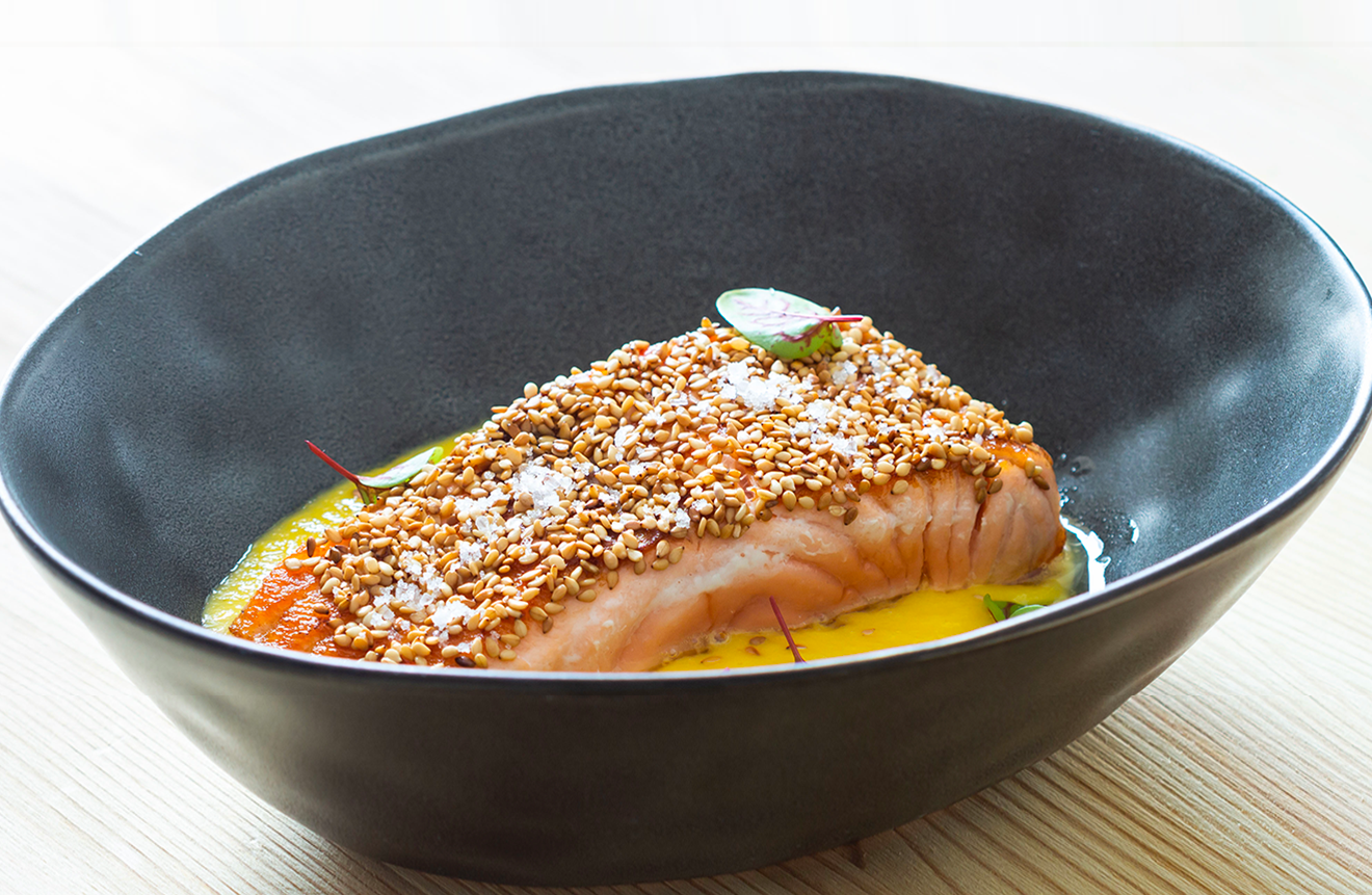 Salmone e salsa al mango