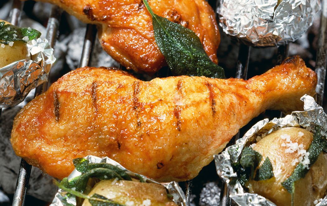 cosce-di-pollo-marinate-al-miele-e-patate-alla-salvia-thumbnail