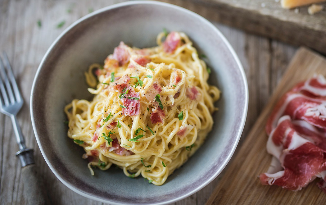 spaghetti-alla-carbonara-thumbnail