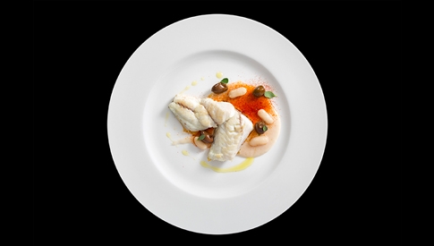 branzino-con-crema-di-cannellini-e-paprika-image