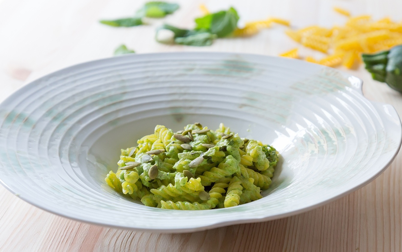 fusilli-al-pesto-di-zucchine-e-burrata-thumbnail