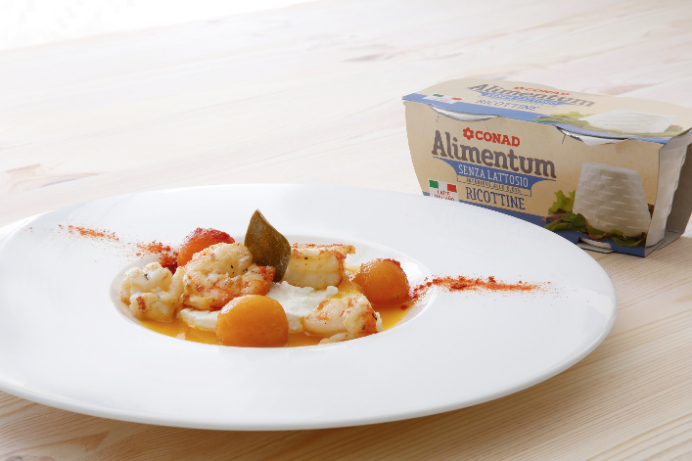 gamberi-scottati-con-ricotta-senza-lattosio-alla-polvere-di-pomodoro-thumbnail