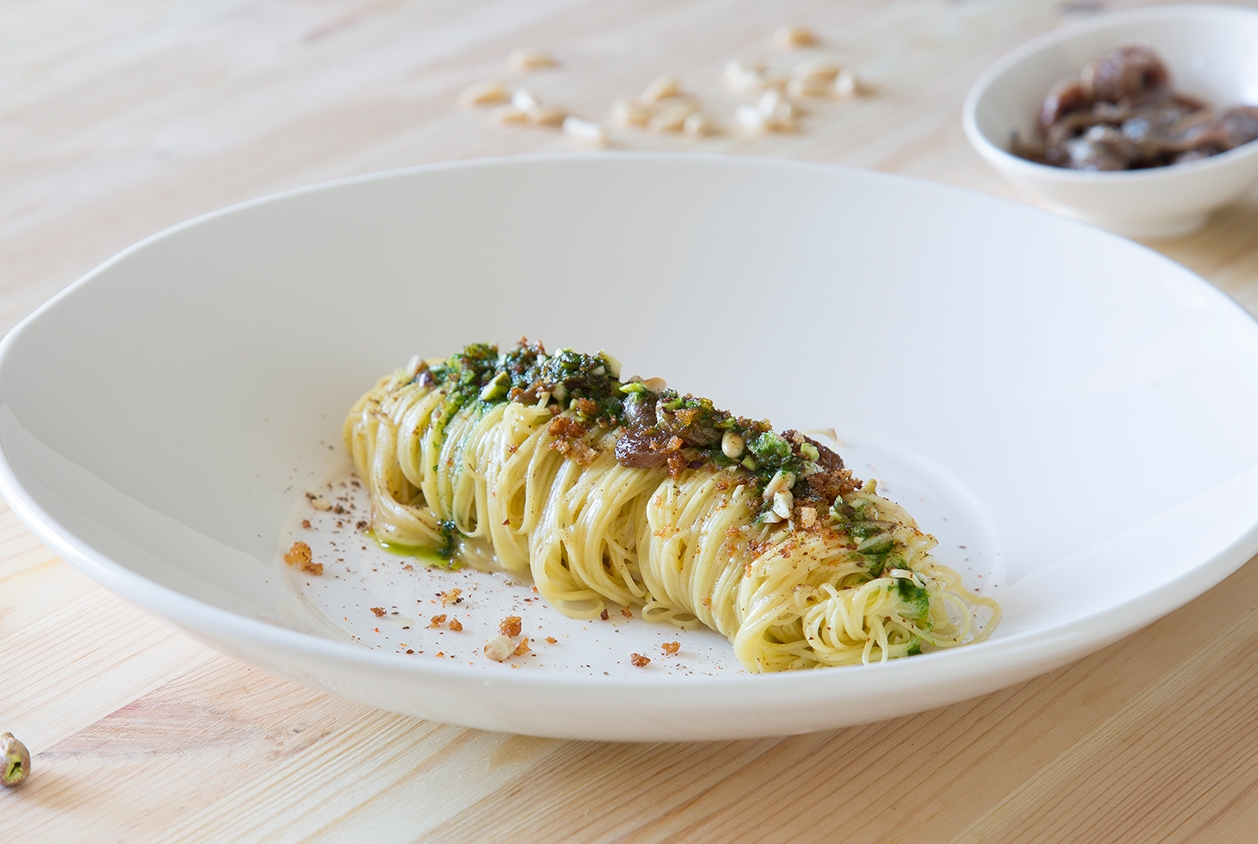 maccheroncini-di-campofilone-con-burro-e-alici-image