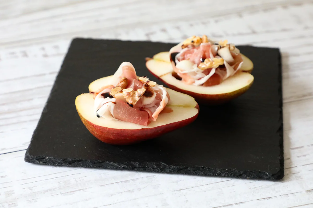 pere-ripiene-prosciutto-crudo-noci
