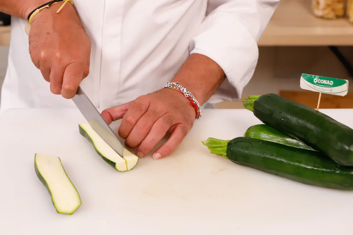 tagliare le zucchine