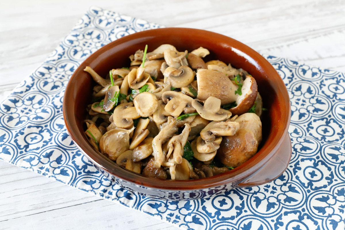 Contorno ai funghi trifolati