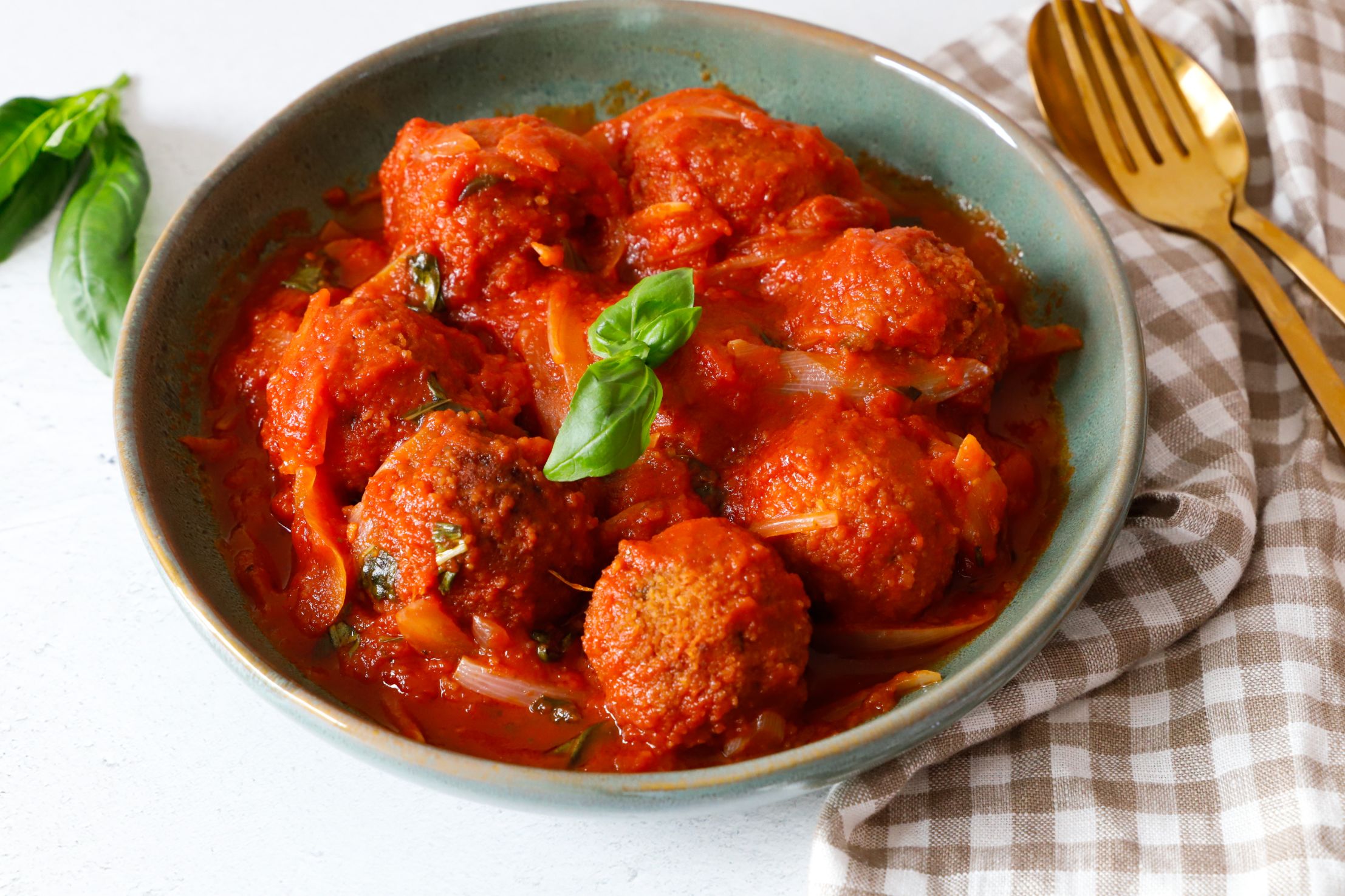 Polpette di pollo in umido