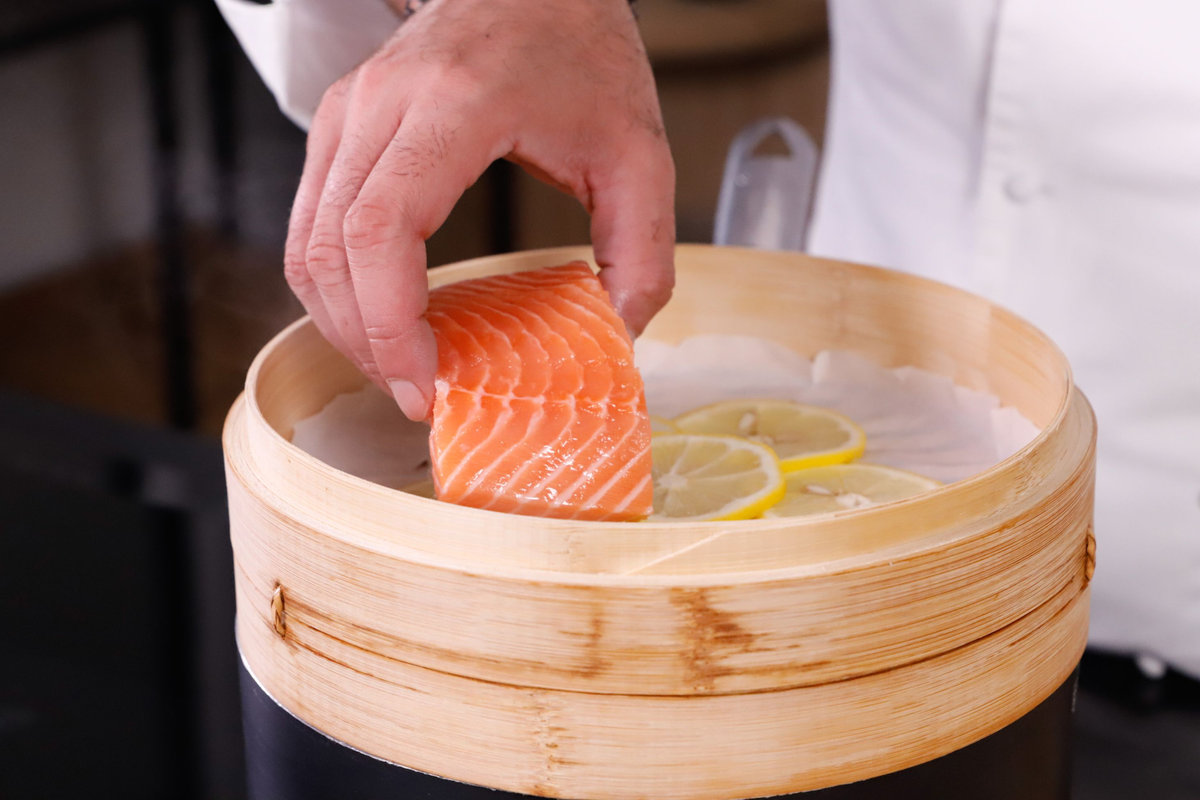 aggiungere il salmone