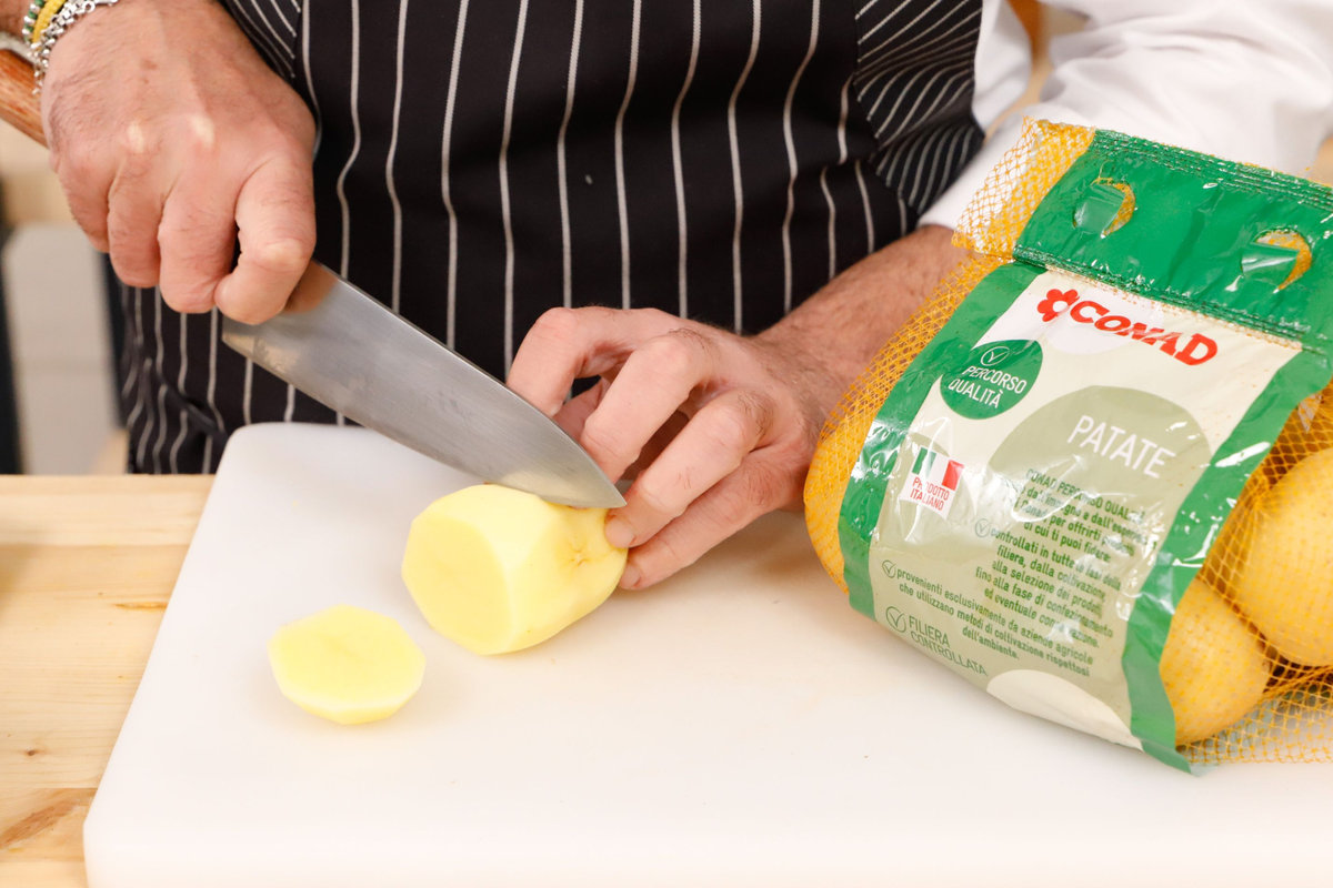 tagliare le patate