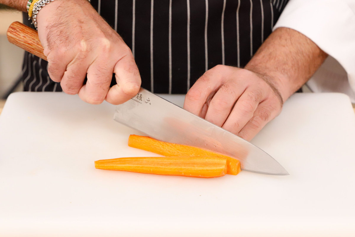 tagliare le carote