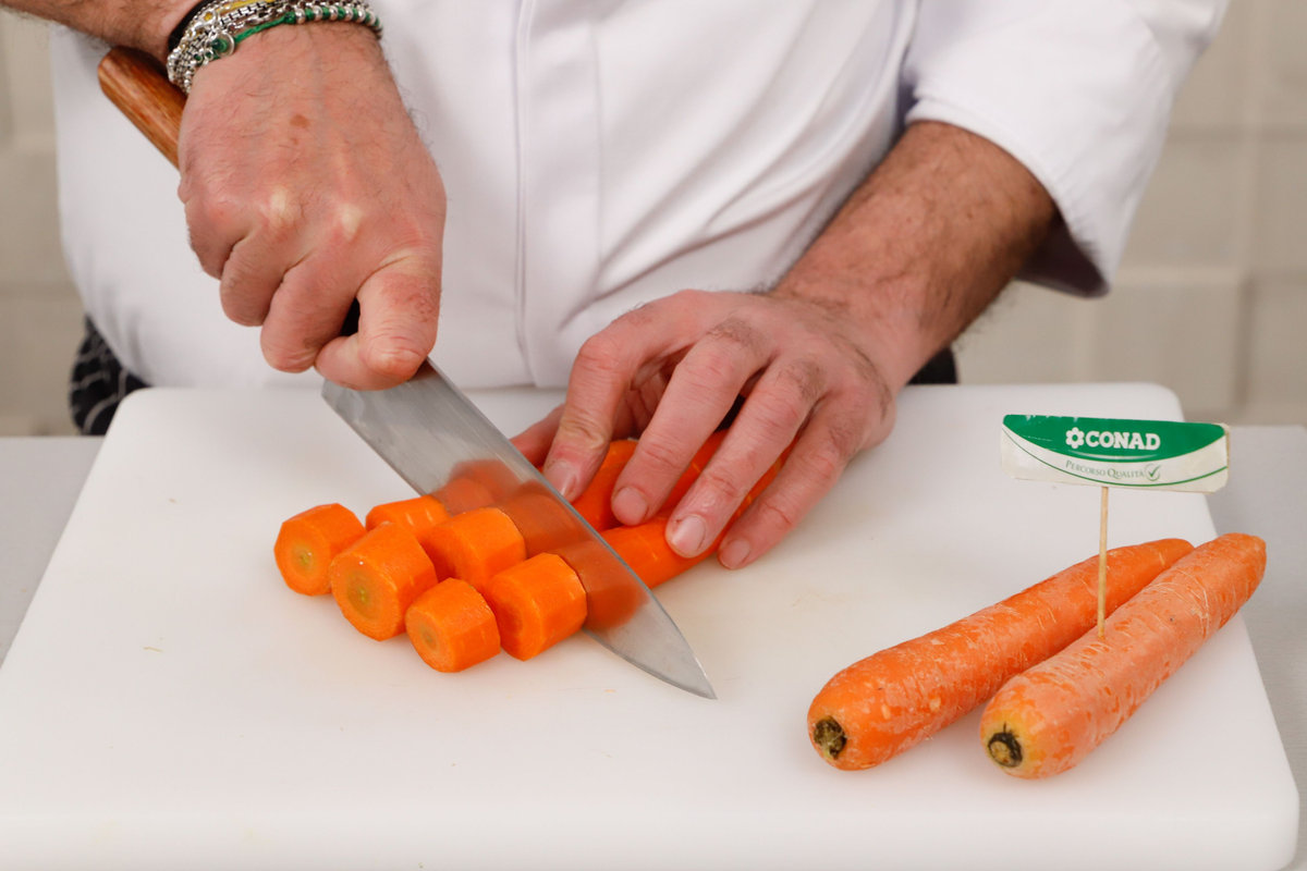 tagliare carote