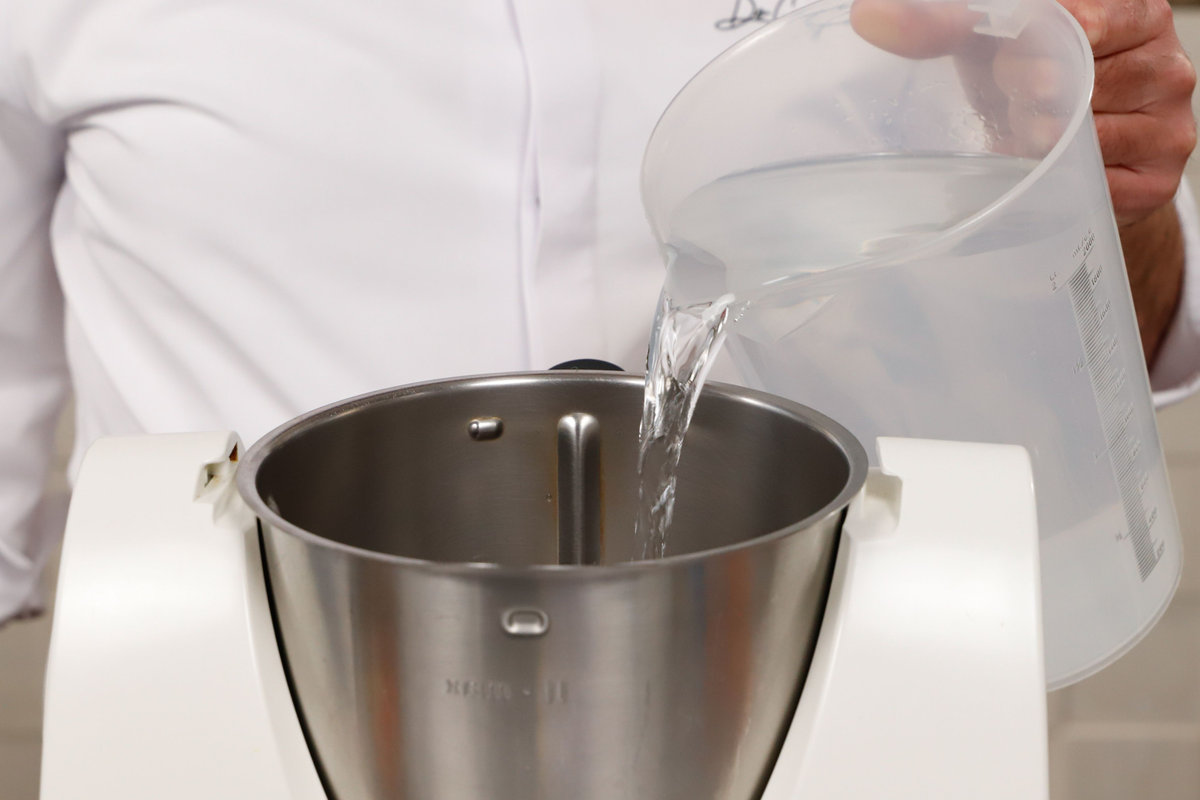 mettere nel bicchiere del bimby