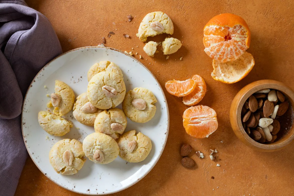 biscotti-alle-clementine-e-mandorle