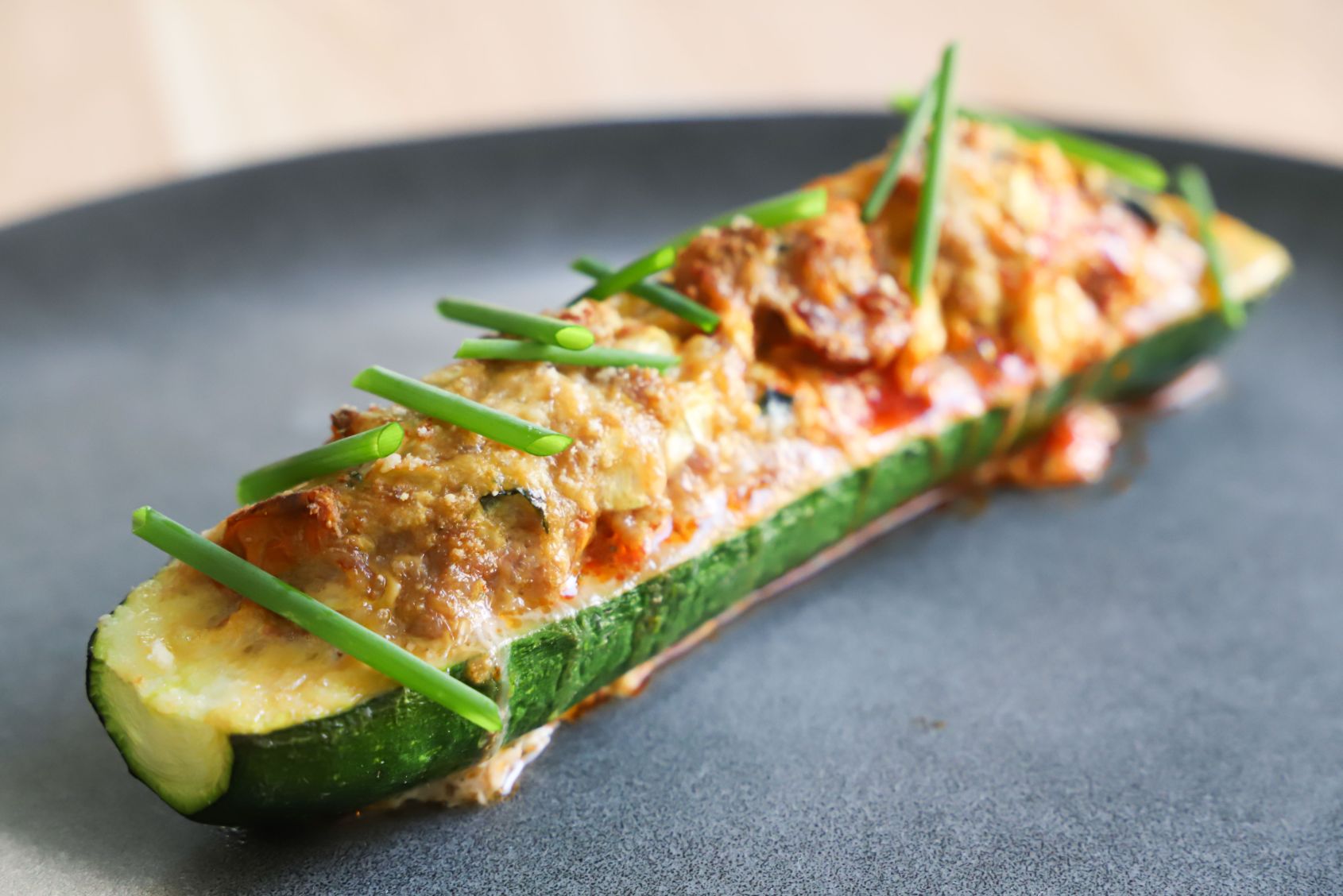 zucchine-ripiene-salsiccia-thumbnail