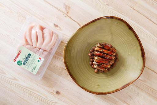 tagliata-di-petto-di-pollo-con-fagioli-e-cipolla-rossa-thumbnail