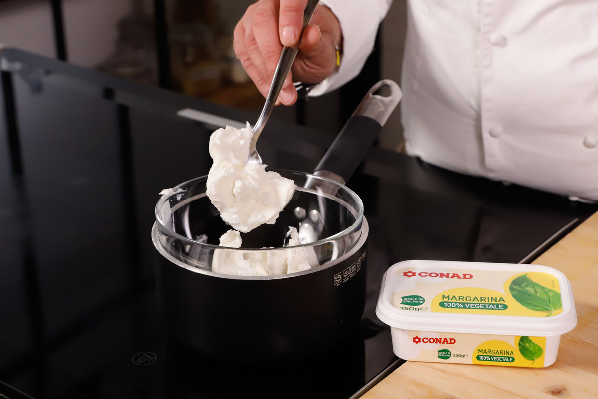 sciogliere la margarina