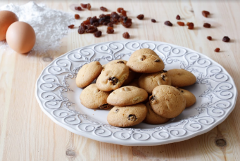 biscotti-con-uvetta-e-pinoli-image