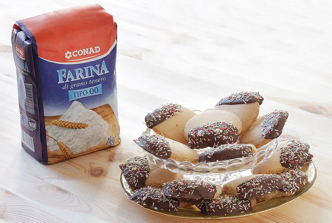 biscotti-carnevale-confetti-zucchero-image