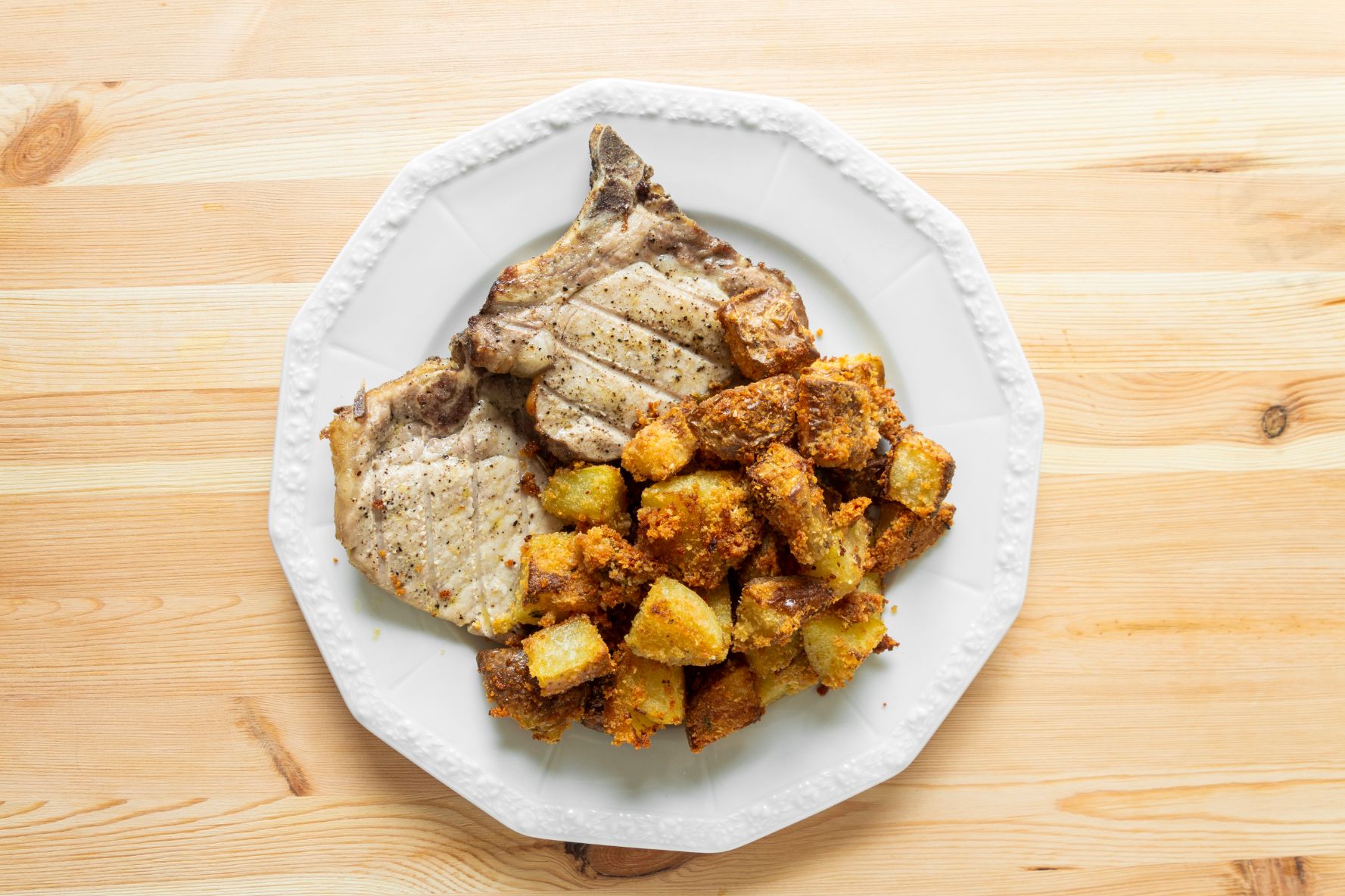 braciole-di-maiale-al-forno-con-patate-thumbnail