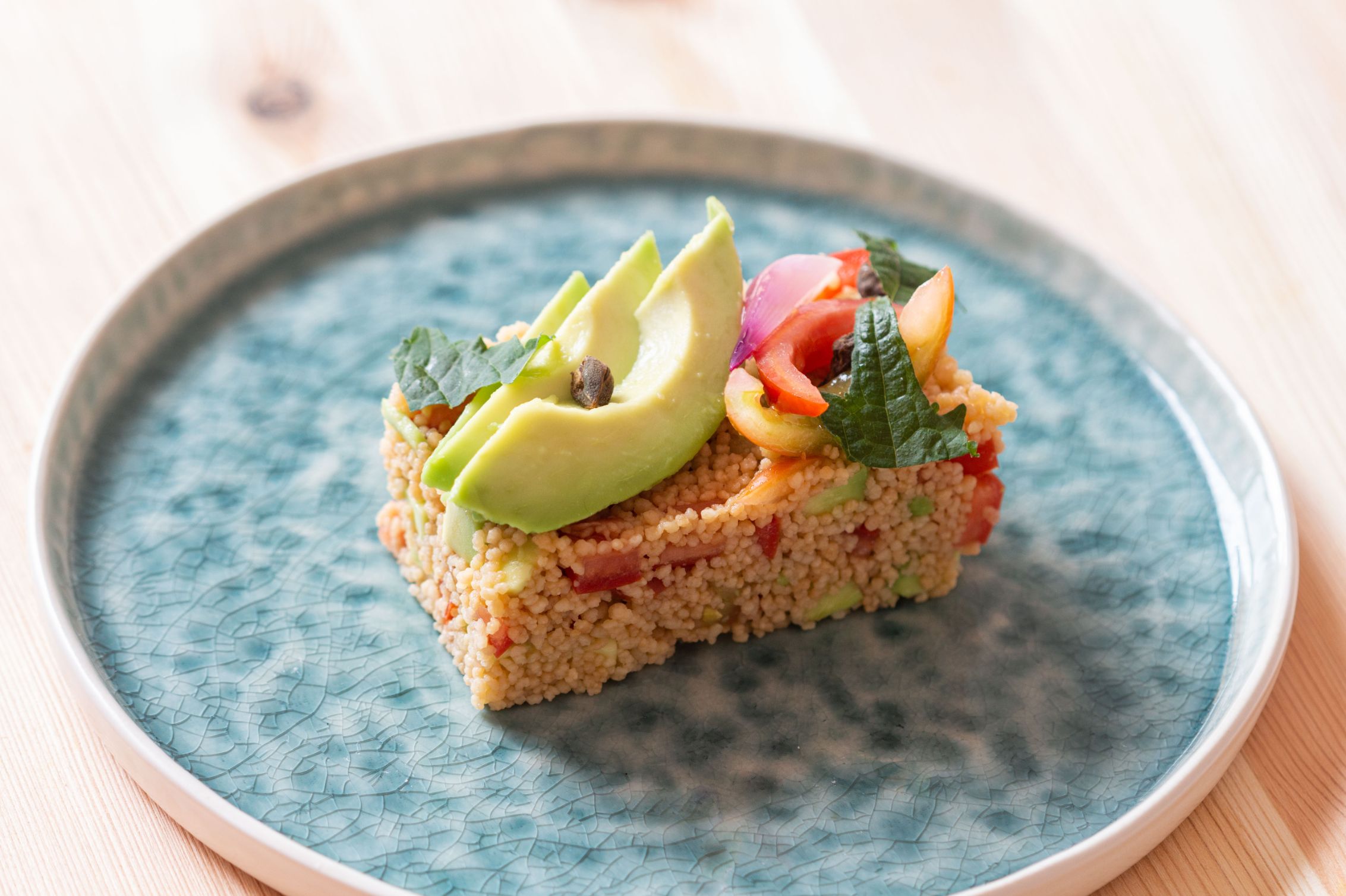 couscous-vegano-avocado-tabasco-thumbnail