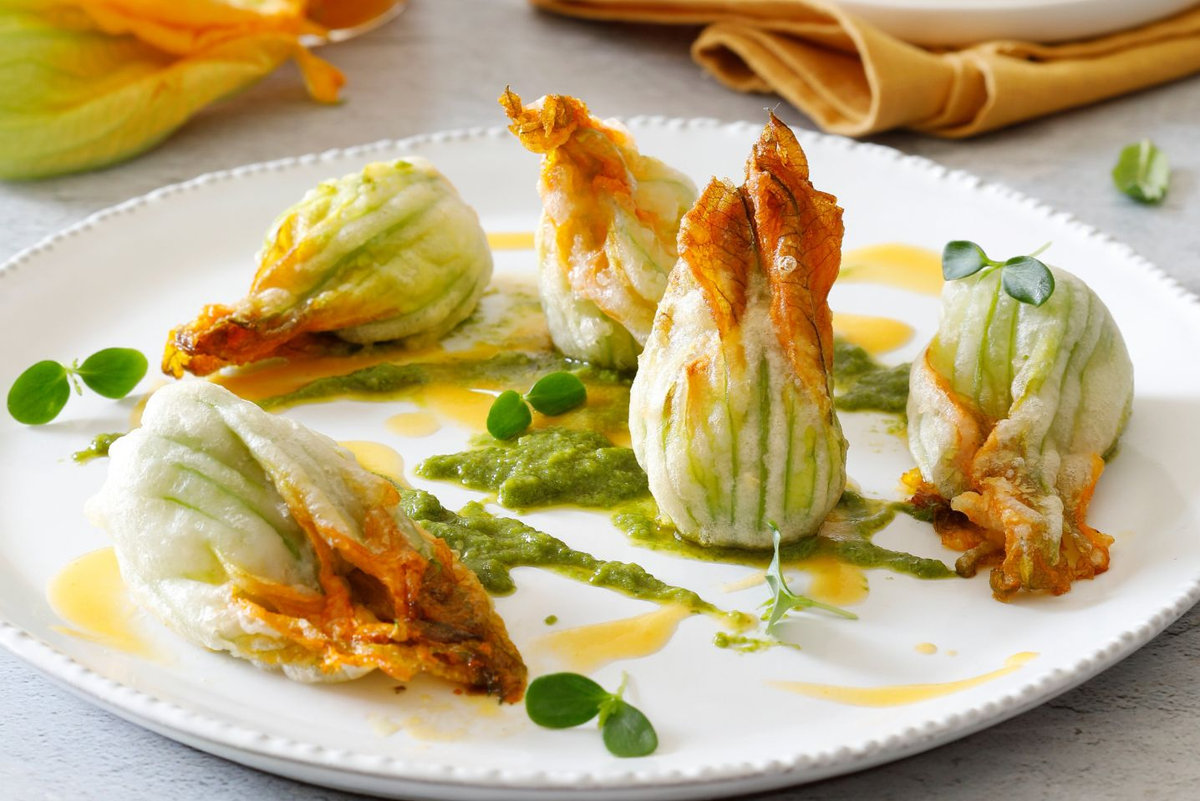 Fiori di zucca ripieni di ricotta