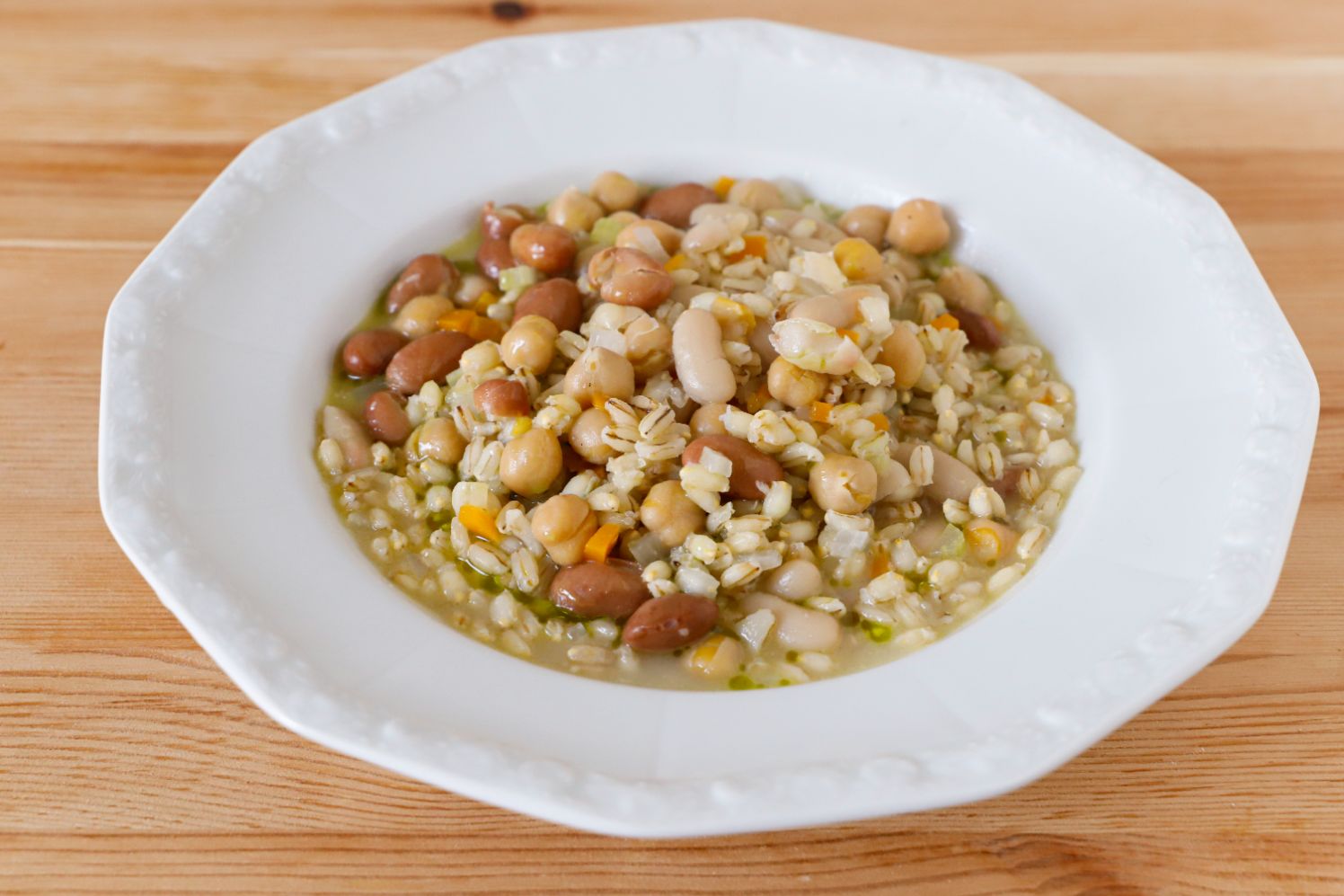 minestra-di-legumi-con-orzo-perlato-thumbnail