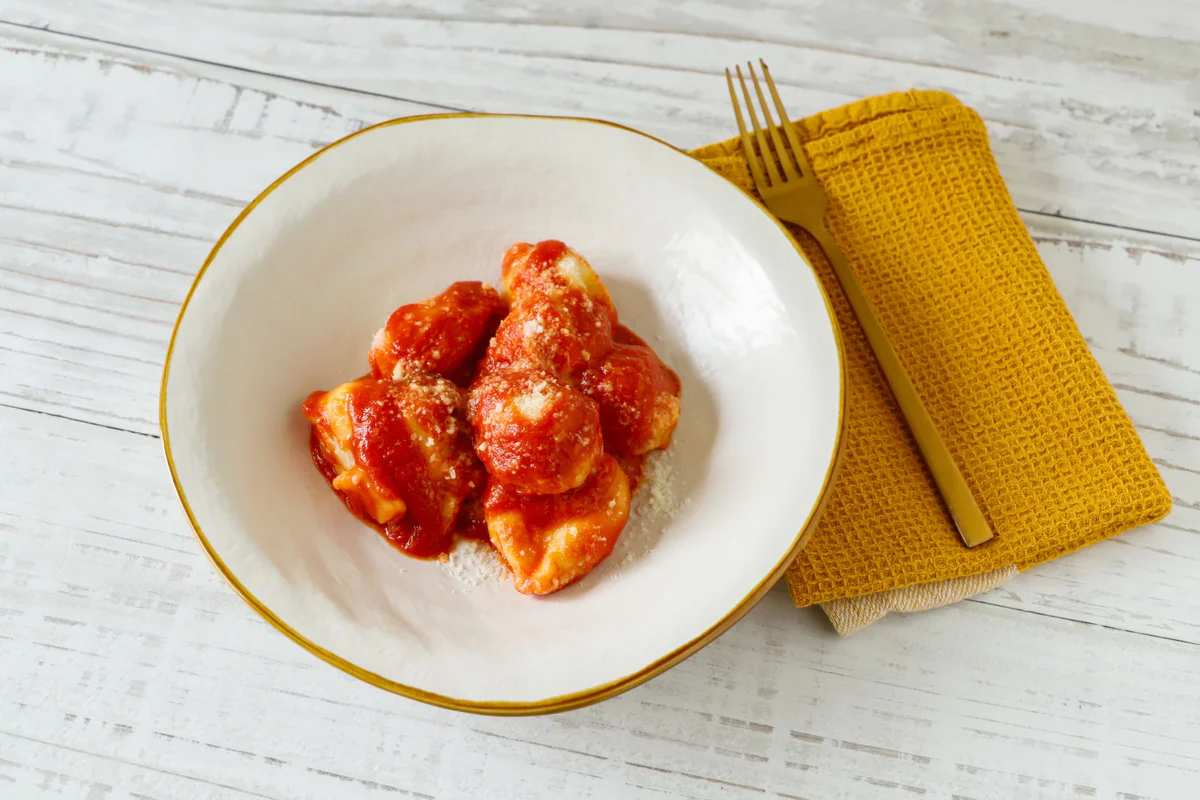 culurgiones-sardi-con-pomodoro