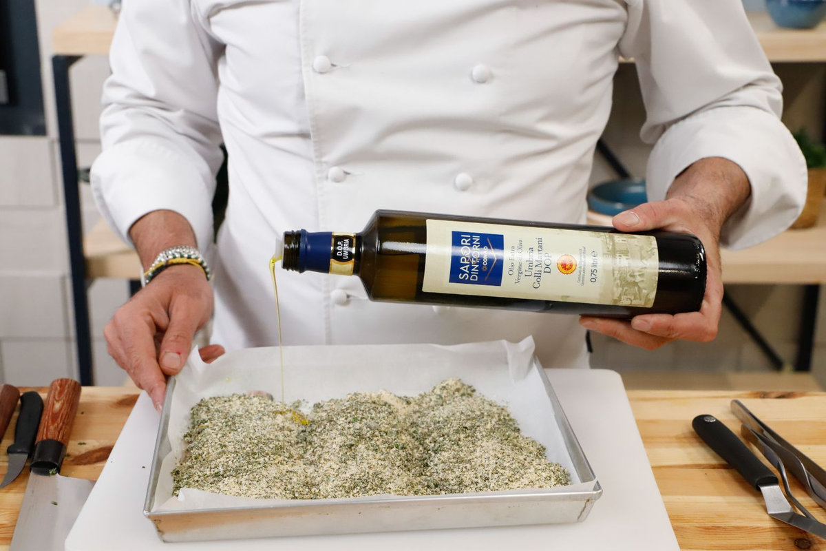 aggiungere un po' di olio