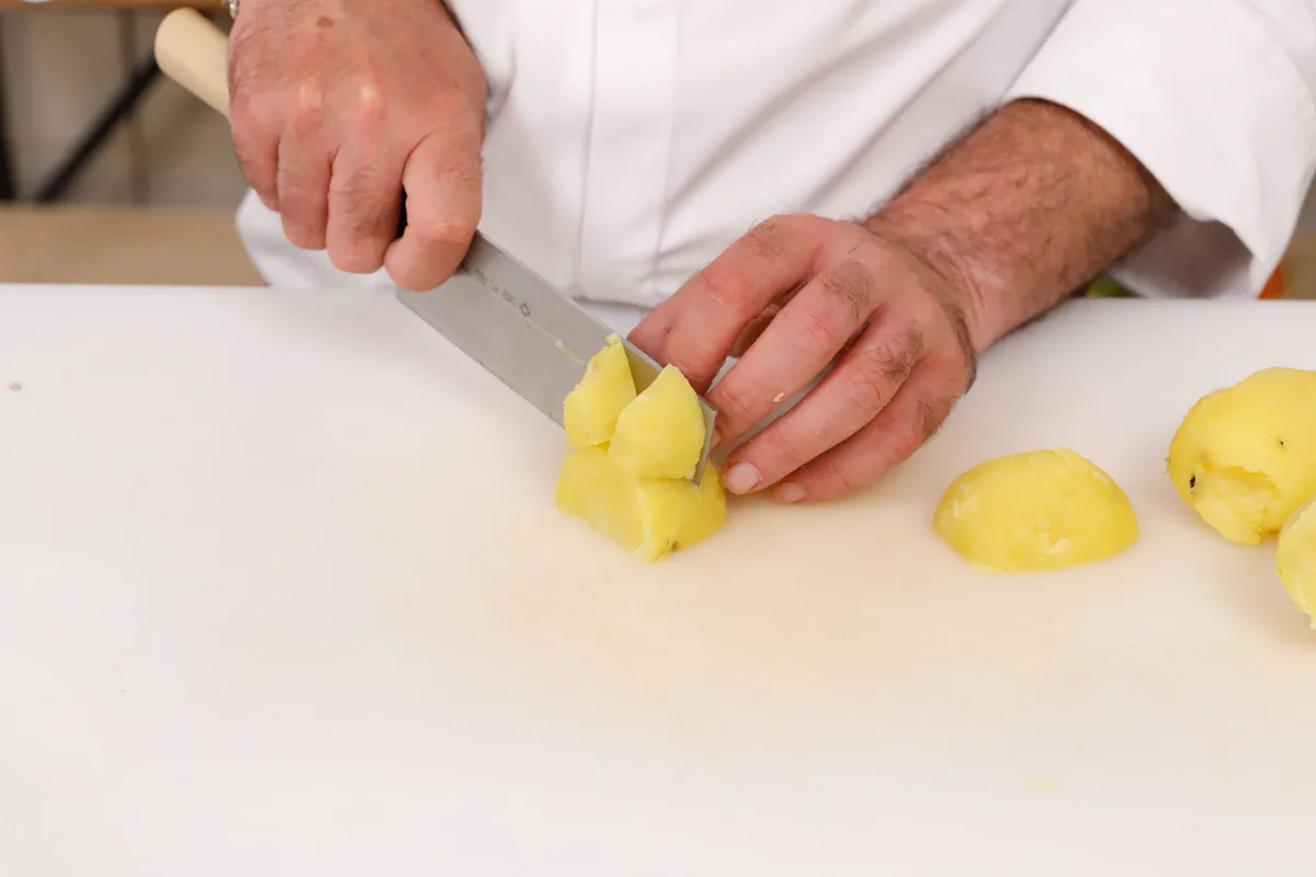 tagliare le patate