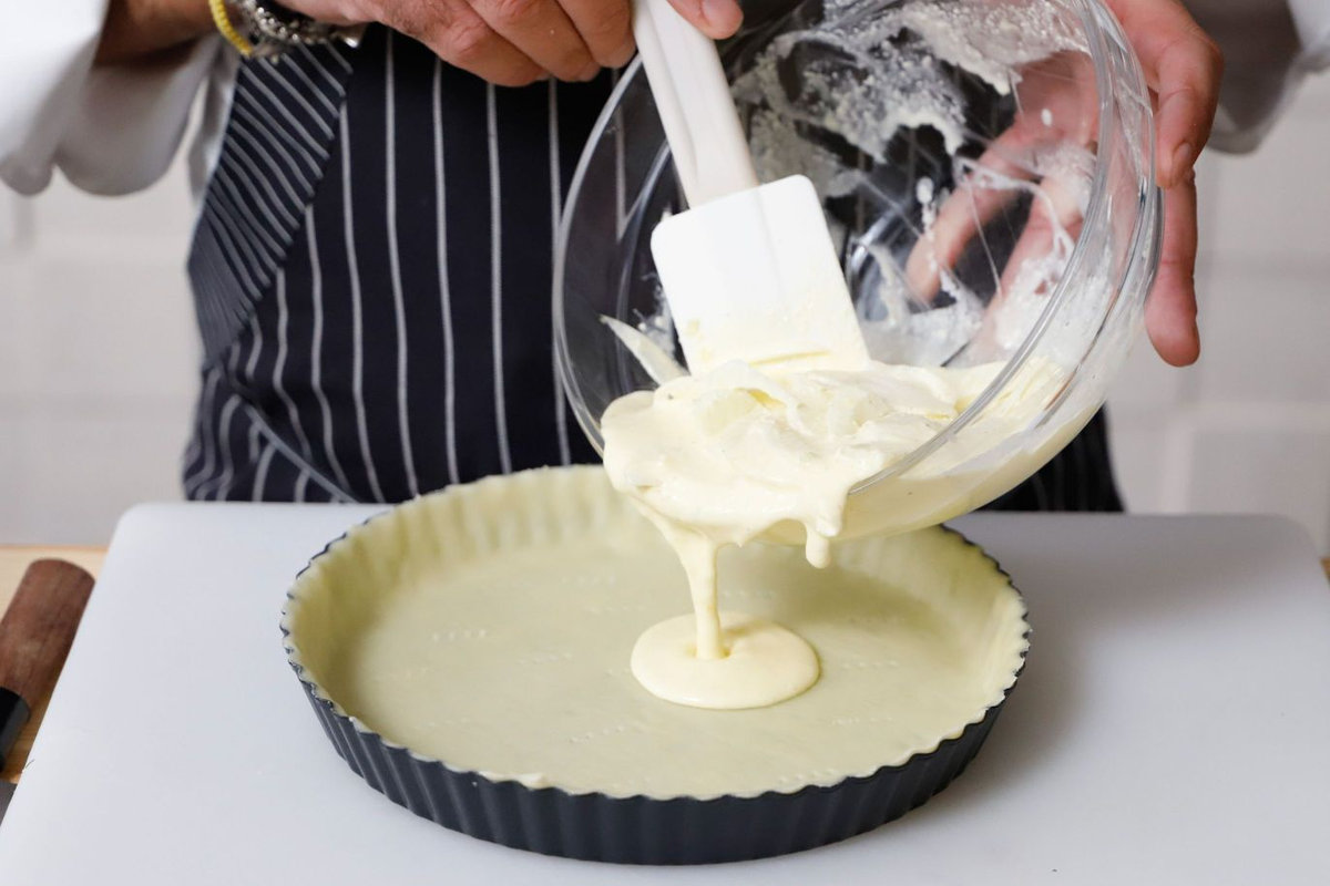 versare-nella-tortiera-image