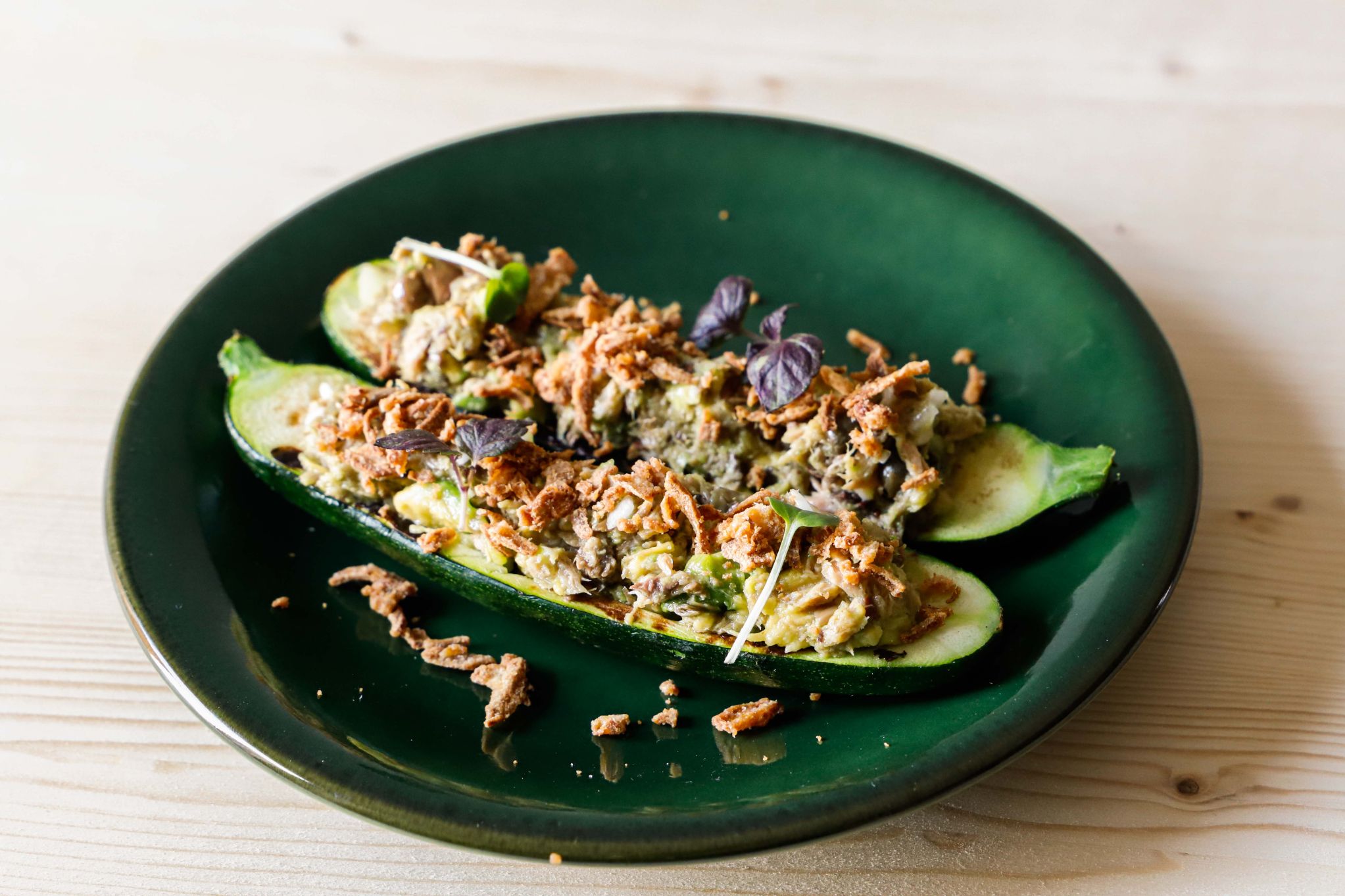 zucchine-ripiene-tonno-olive-capperi-thumbnail