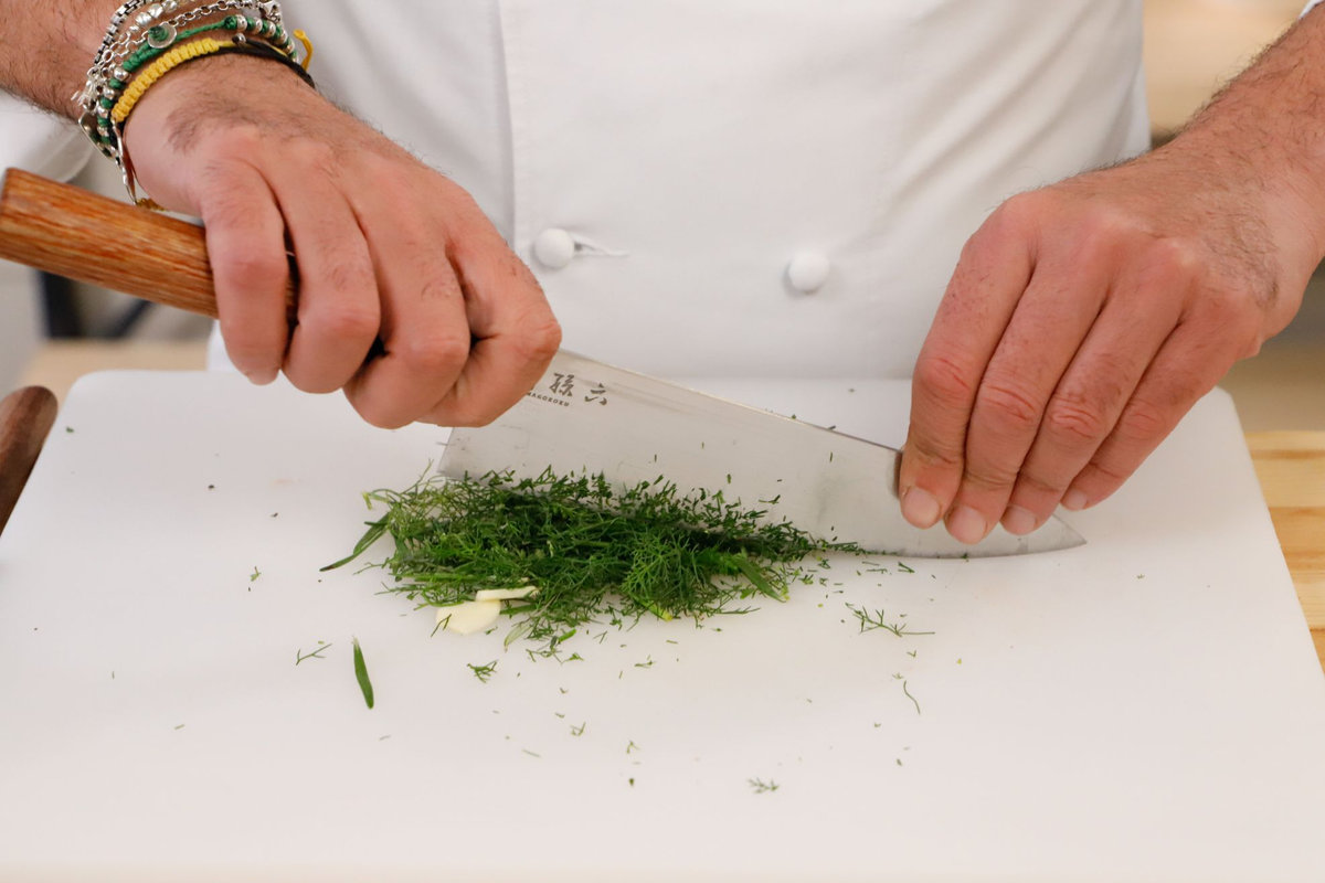 tritare il finocchietto