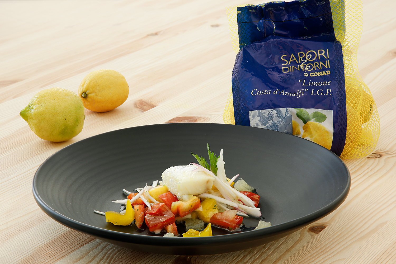 filetti-di-baccala-con-limoni-d-amalfi-e-verdure-image