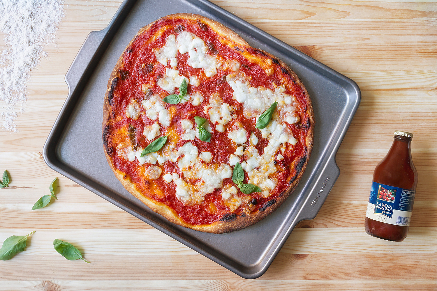 pizza-con-i-pomodori-ciliegini-di-sicilia-image