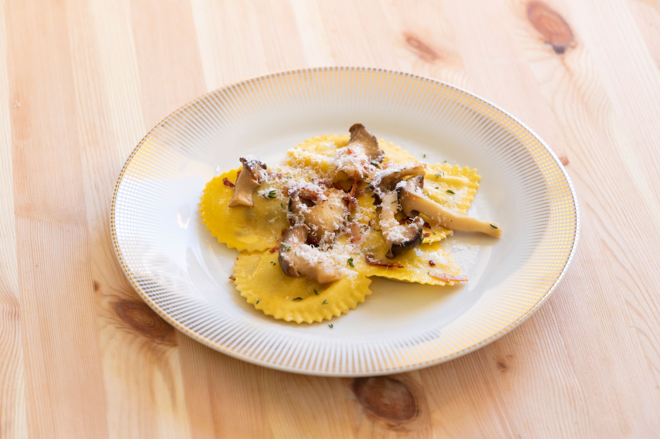 mezzelune-zola-radicchio-pancetta-cardoncelli-thumbnail