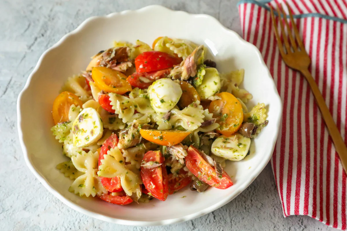 pasta-fredda-pomodorini-mozzarella