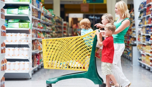 Fare-la-spesa-con-i-propri-figli-aiuta-lambiente