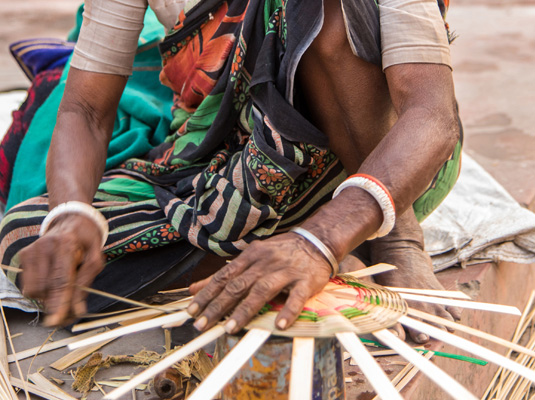 Yunus-e-la-Grameen-Bank-micro-credito-per-i-piu-poveri