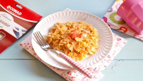 farfalle-al-salmone-e-formaggio