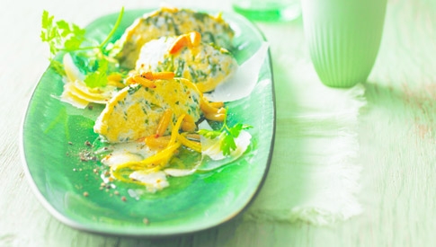gnocchi-di-ricotta-e-spinaci-con-burro-al-limone-e-pinoli