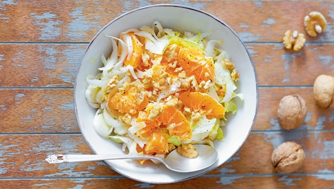 insalata-di-indivia-e-mandarino-con-le-noci
